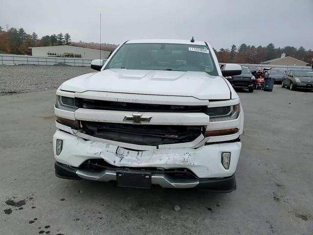 2016 Chevrolet Silverado - Image 11