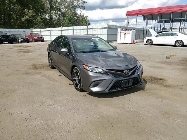 2018 Toyota Camry - Image 14