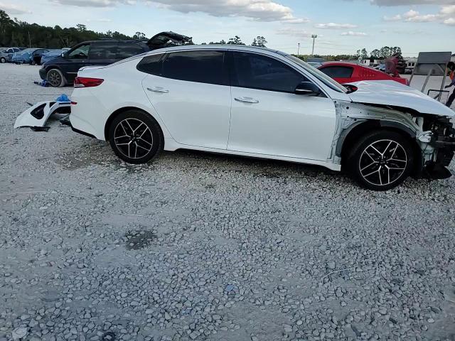 2020 Kia Optima - Image 14