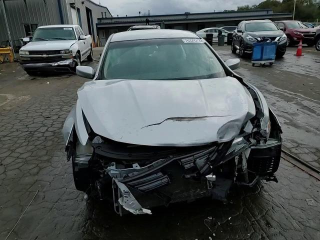 2018 Nissan Altima - Image 14