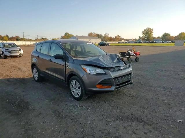 2013 Ford Escape S VIN: 1FMCU0F7XDUB06858 Lot: 76959374