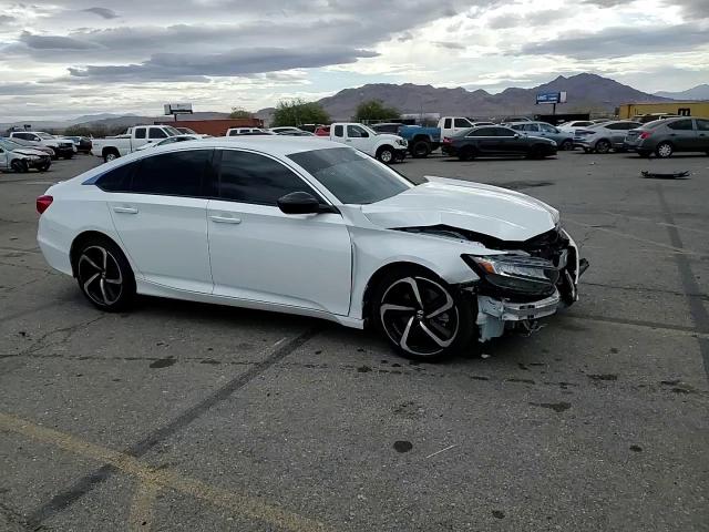 2022 Honda Accord - Image 11