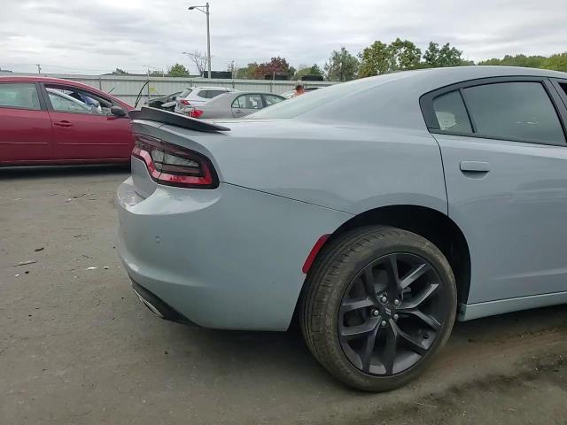 2020 Dodge Charger - Image 10
