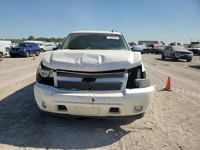 2011 Chevrolet Tahoe C1500 Ltz VIN: 1GNSCCE08BR239635 Lot: 77694224