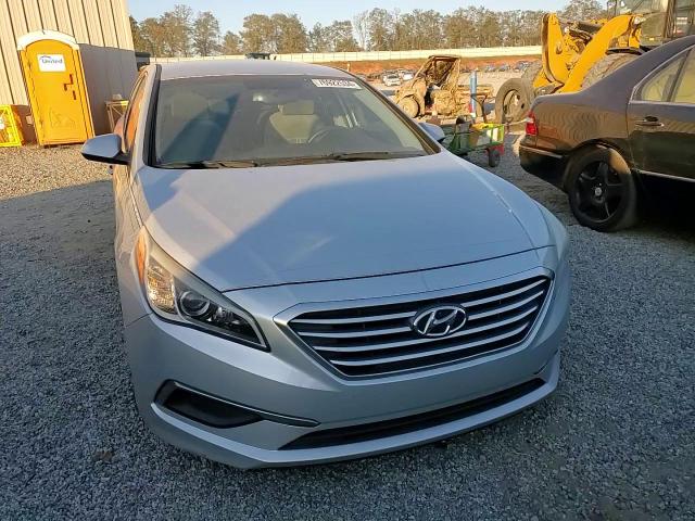 2016 Hyundai Sonata - Image 10