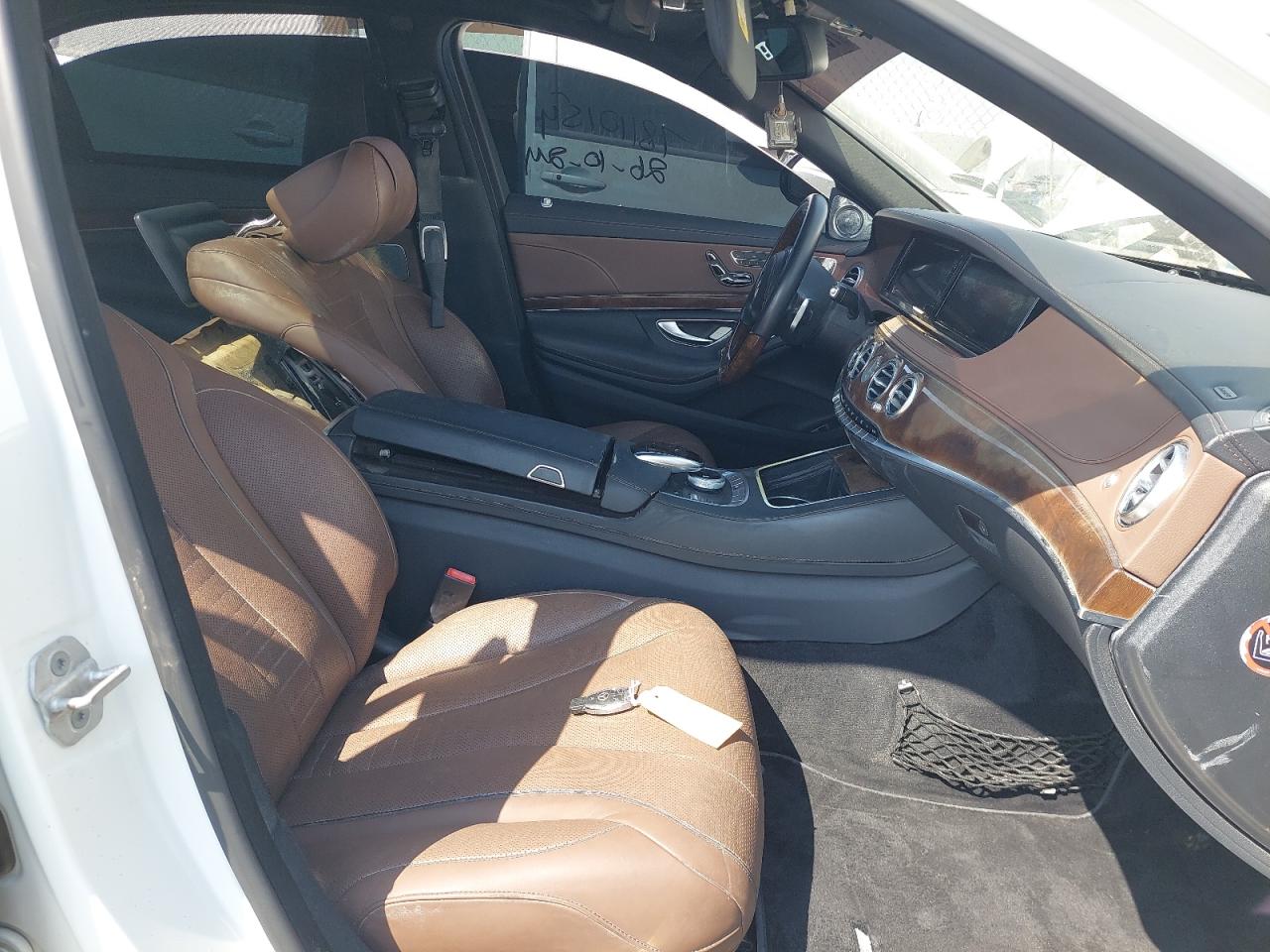 WDDUG8CB9EA052405 Auction: COPART UAE Lot: 78110154 Location: DUBAI INDUSTRIAL CITY - DUBAI WDDUG8CB9EA052405 MERCEDES BENZ S 500 2014 WHITE Photo 5