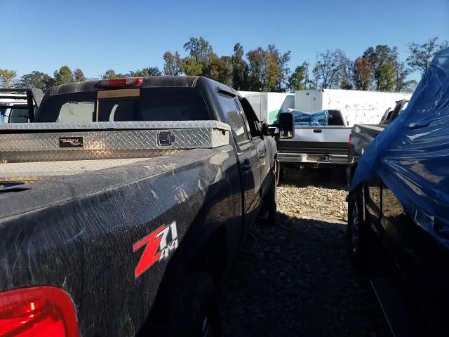2009 Chevrolet Silverado - Image 10
