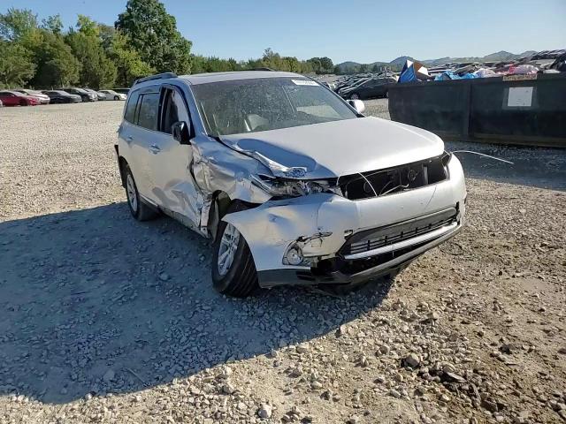 2011 Toyota Highlander Base VIN: 5TDZA3EHXBS016646 Lot: 74789984