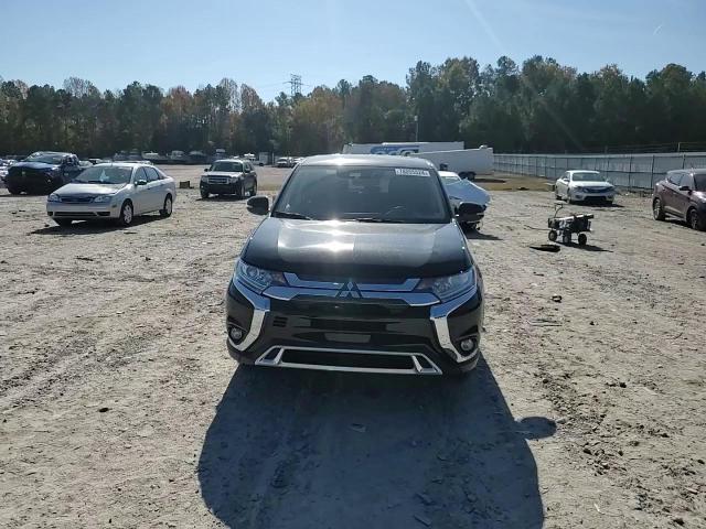 2020 Mitsubishi Outlander - Image 11