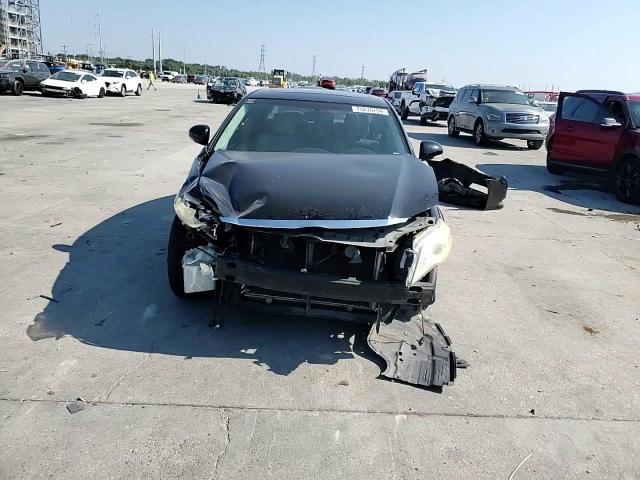2012 Toyota Avalon - Image 11