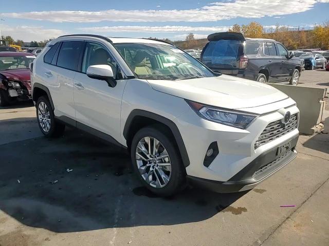 2021 Toyota Rav4 Limited VIN: 2T3N1RFV1MW140618 Lot: 77456614