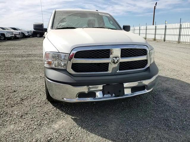 2017 Ram 1500 St VIN: 3C6JR6AT3HG795436 Lot: 72473934