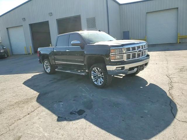 2015 Chevrolet Silverado - Image 11