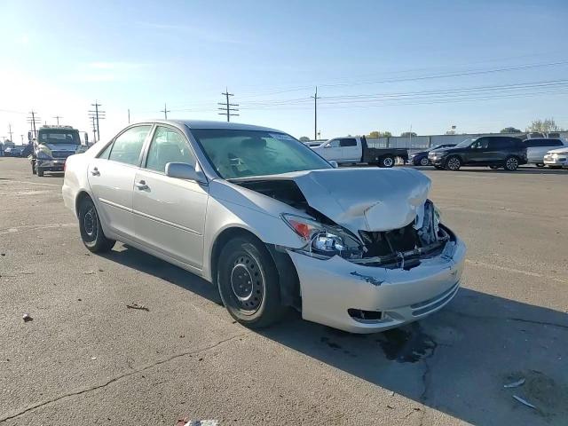 2004 Toyota Camry Le VIN: 4T1BE32K54U870248 Lot: 77698234