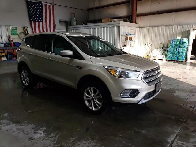 2017 Ford Escape Se VIN: 1FMCU0G97HUF10447 Lot: 74360334