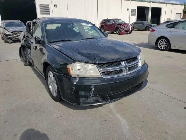 2012 Dodge Avenger - Image 11