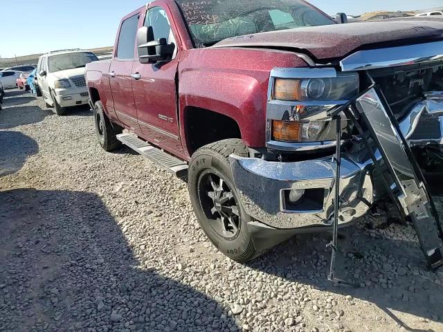 2015 Chevrolet Silverado - Image 11