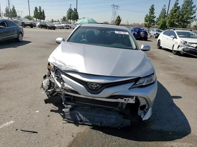 2018 Toyota Camry - Image 11
