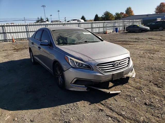 2017 Hyundai Sonata Se VIN: 5NPE24AF4HH569281 Lot: 76666124