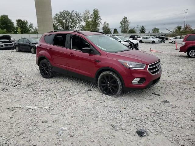 1FMCU0GD8HUD57100 2017 Ford Escape Se