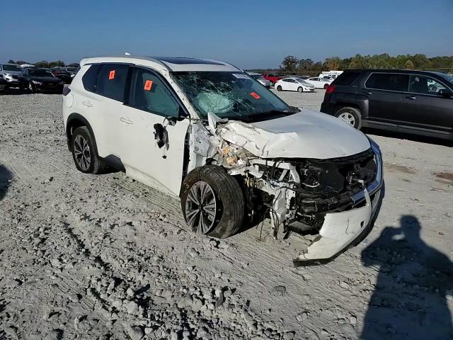 2021 Nissan Rogue - Image 12