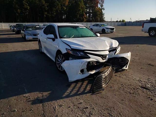 2018 Toyota Camry - Image 11