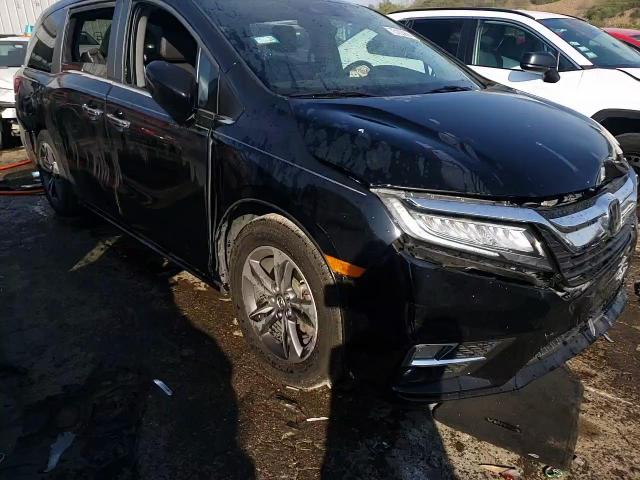 2018 Honda Odyssey Touring VIN: 5FNRL6H85JB016967 Lot: 75103804