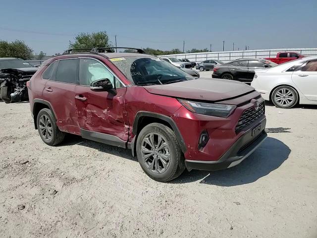 2023 Toyota RAV 4 - Image 10
