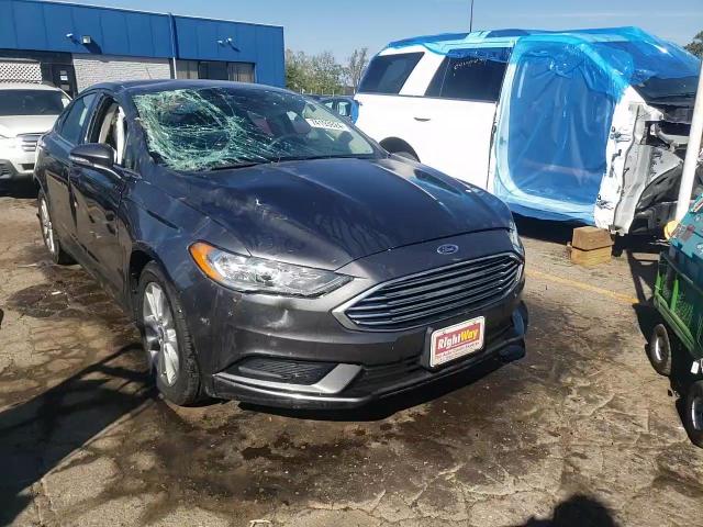 2017 Ford Fusion - Image 14