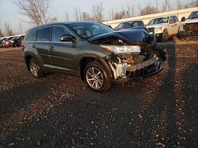 2017 Toyota Highlander Se VIN: 5TDJZRFH9HS476588 Lot: 77739964