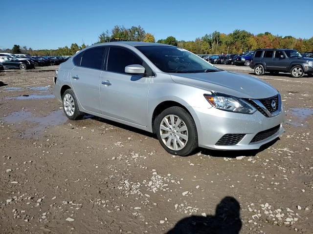2019 Nissan Sentra - Image 10