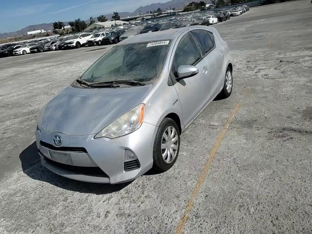 2014 Toyota Prius C VIN: JTDKDTB38E1075696 Lot: 74388844