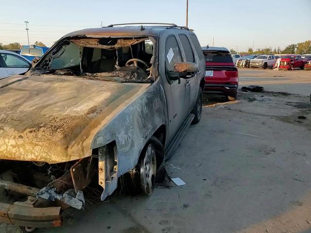 2009 Chevrolet Tahoe - Image 12