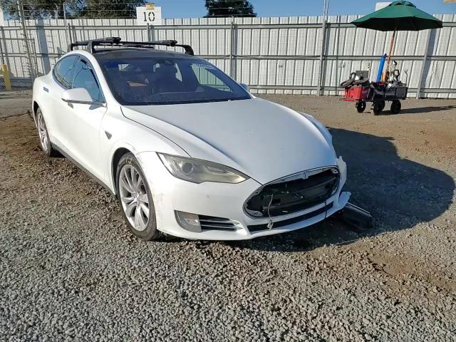 2016 Tesla Model S VIN: 5YJSA1E2XGF128635 Lot: 78209004