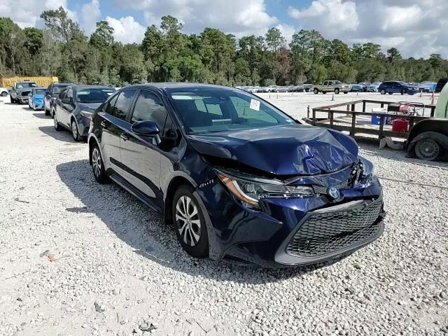 2022 Toyota Corolla Le VIN: JTDEAMDE9NJ060442 Lot: 77743924