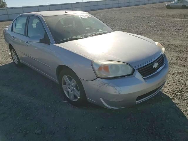 2006 Chevrolet Malibu - Image 11