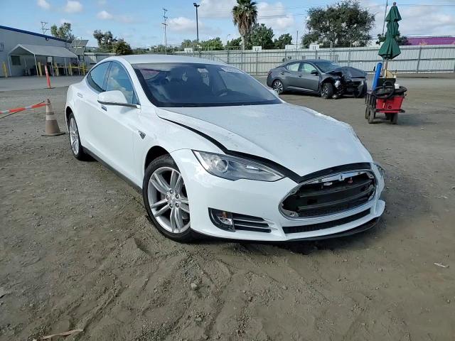 2013 Tesla Model S VIN: 5YJSA1CN1DFP11636 Lot: 78333554