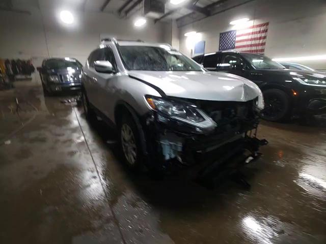 2020 Nissan Rogue S VIN: JN8AT2MV7LW108585 Lot: 77256494