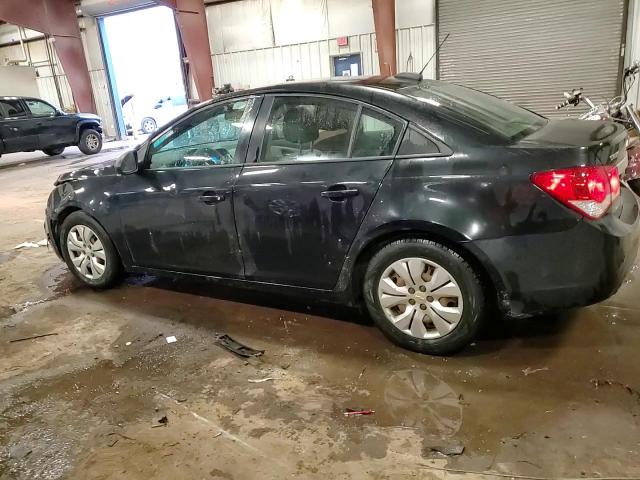 2016 Chevrolet Cruze - Image 13