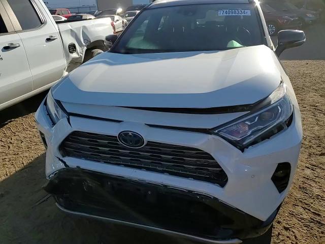 2020 Toyota Rav4 Xse VIN: 2T3EWRFV9LW052738 Lot: 74098334