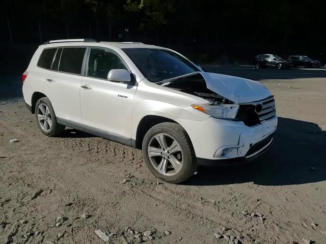 2013 Toyota Highlander - Image 12
