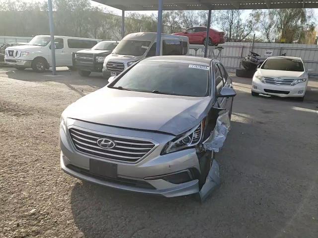 2016 Hyundai Sonata Se VIN: 5NPE24AF3GH256771 Lot: 77679254