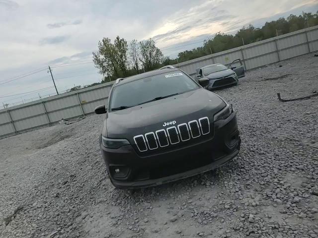 2019 Jeep Cherokee Latitude VIN: 1C4PJLCB9KD392742 Lot: 74563994