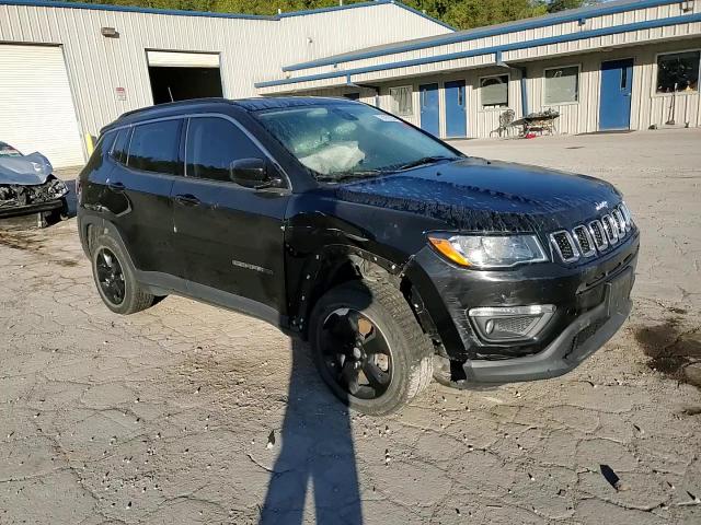 2020 Jeep Compass Latitude VIN: 3C4NJDBB3LT117071 Lot: 73157354