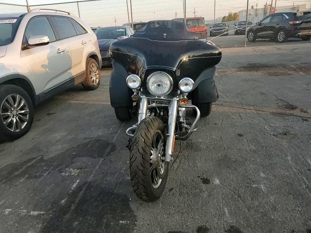 2009 Harley-Davidson Flhtcutg VIN: 1HD1MAM169Y853551 Lot: 78087714