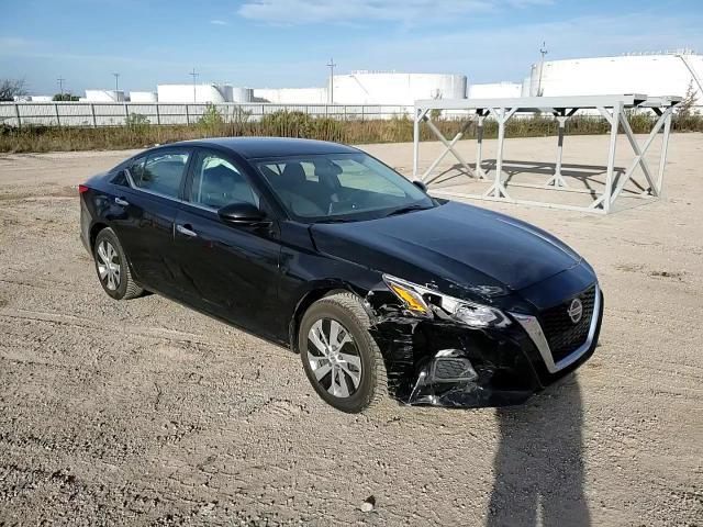 1N4BL4BV2KC249861 2019 Nissan Altima S