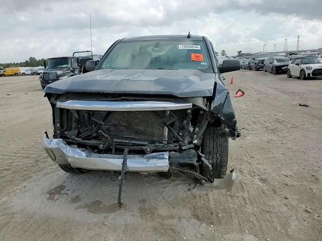 2017 Chevrolet Silverado - Image 11