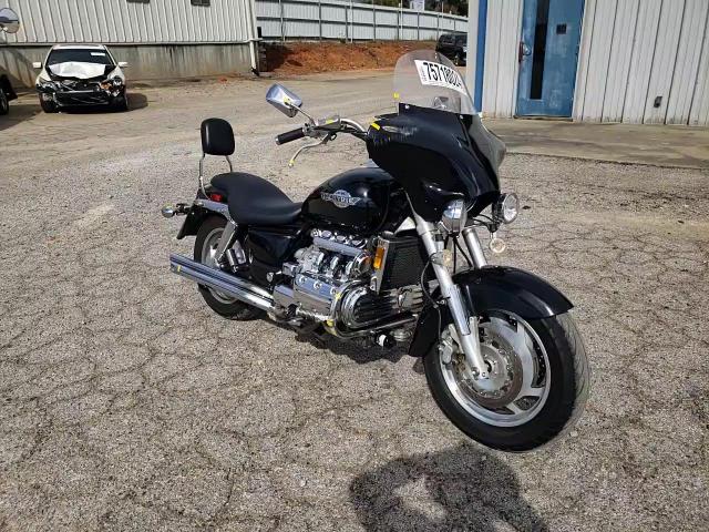 1999 Honda Gl1500 C/2 VIN: 1HFSC3403XA201073 Lot: 75718024