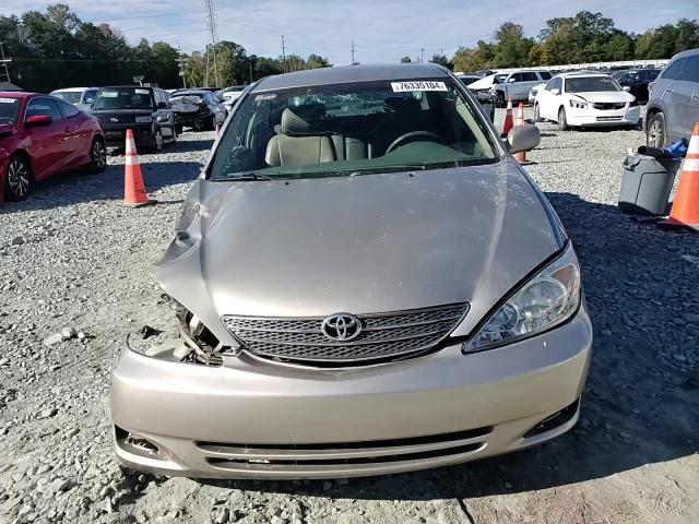 2002 Toyota Camry Le VIN: 4T1BE32K02U500757 Lot: 76335104