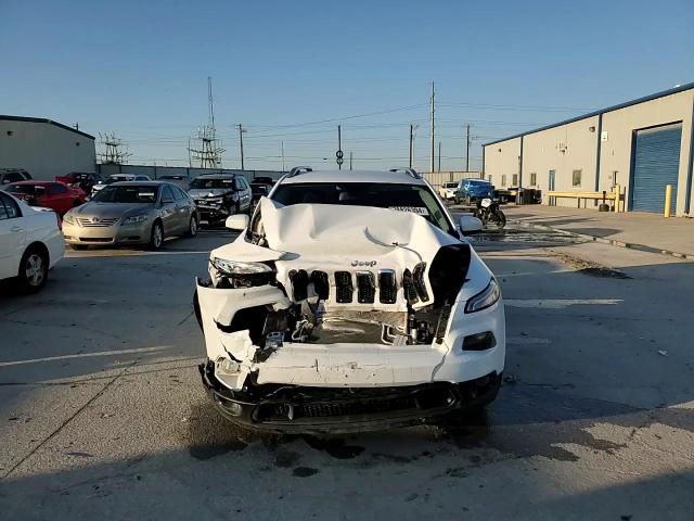 2017 Jeep Grand Cherokee - Image 14